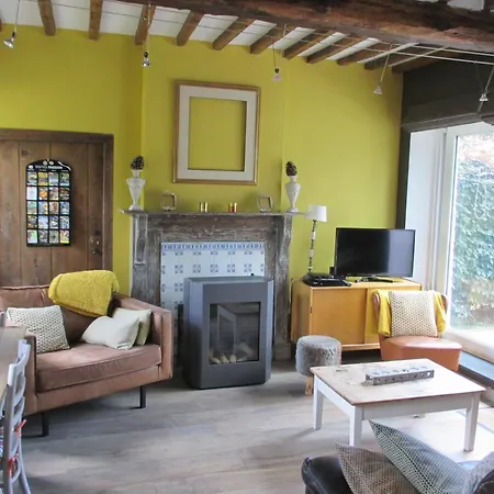 La Romaine Dog Included Proche De *